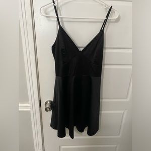 Windsor Black Dress Small